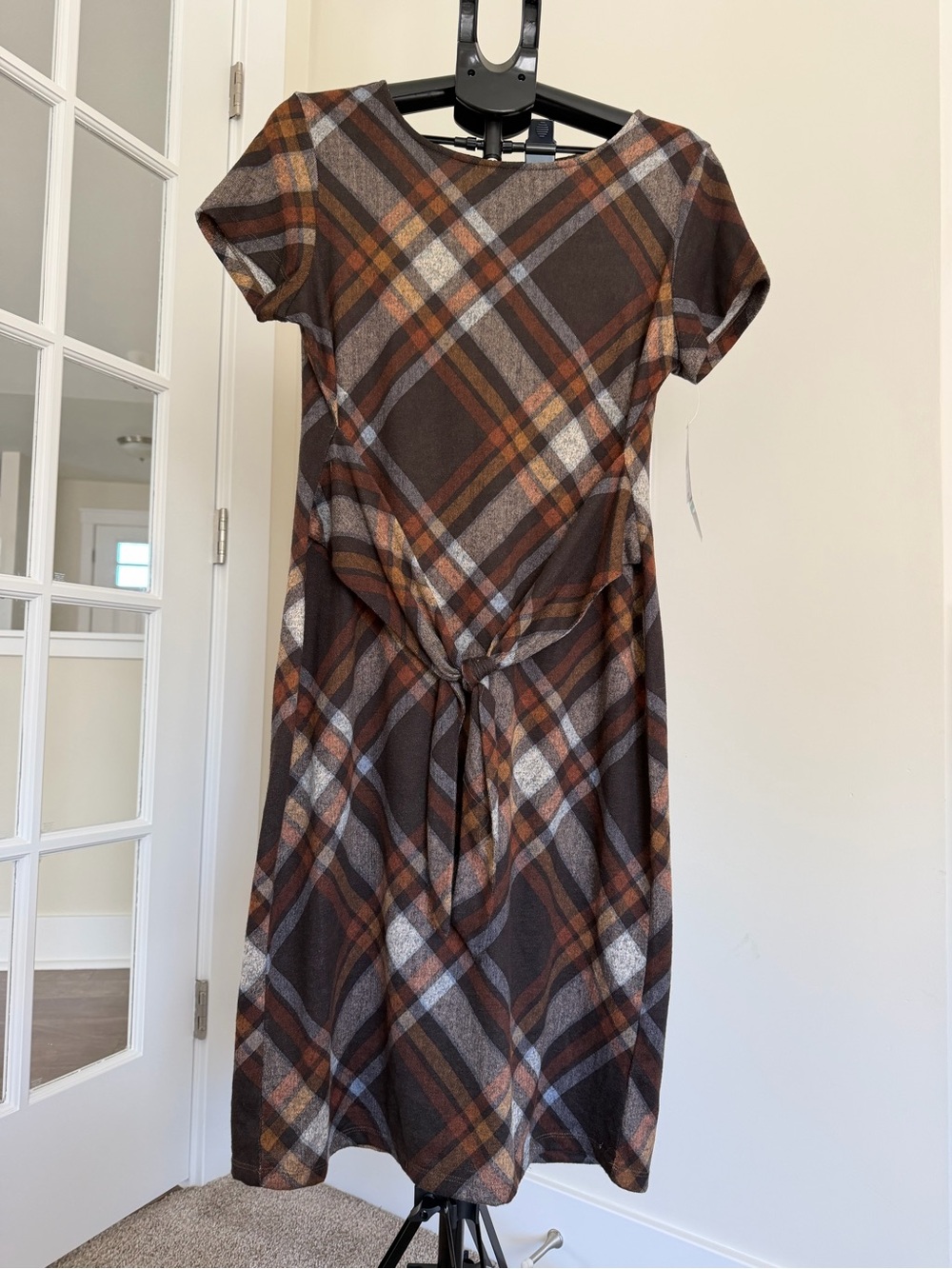 NWT Plaid Tie-Waist Midi Dress in Brown, large